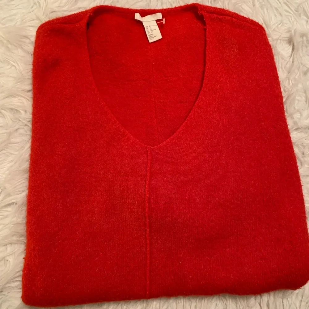 Womens H &M fine knit bright orange v neck Sweater XL - Picture 6 of 9